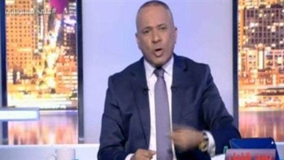 أحمد موسى يطالب المواطنين بالوقوف بجانب الدولة وعدم الانسياق وراء الشائعات (فيديو)