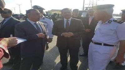 مدير أمن الإسكندرية يتفقد ملعب «برج العرب» قبل مباراة الأهلي وتاونشيب  (صور)