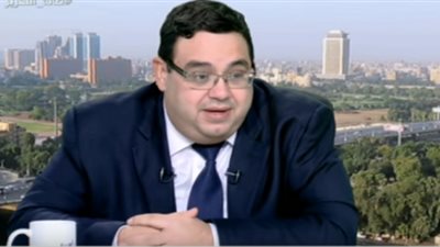 نائب رئيس البورصة: قرار السيسي بإصدار قانون تنمية الصعيد خطوة هائلة (فيديو)