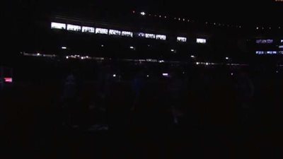 بالصور.. انقطاع الكهرباء خلال إحماءات ريال مدريد وبلد الوليد