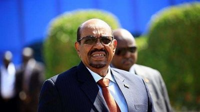 البشير: اتفقنا على إزالة كل العوائق في حركة الأفراد والسلع مع مصر