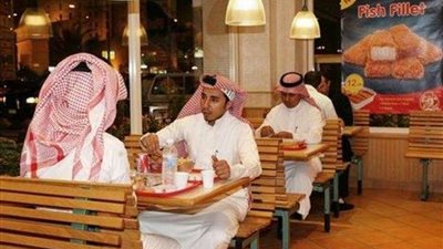 إغلاق مطعم سعودي لنشره إعلانًا مخالفًا للذوق العام