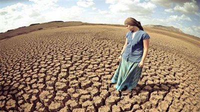 بالاقتصاد أو الجفاف.. الطبيعة تهدد نظام الملالي