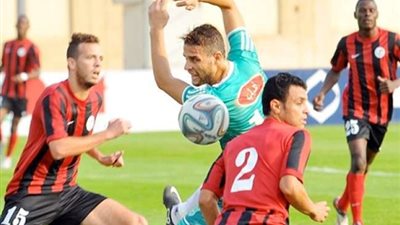 المقاصة يخطف نقطة من الداخلية ويدخل المربع الذهبي