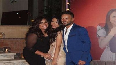 بالصور..المخرجة مي عبدالحافظ في حفل زفافها بالمعادي