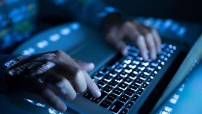 «البعض جعلوه سيئا».. شائعات «الفيس بوك» تحول العالم الافتراضي لـ «كابوس»