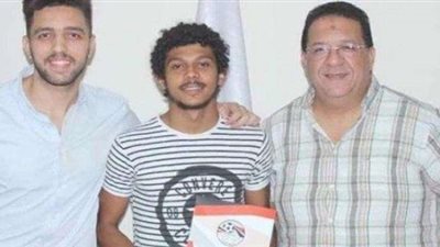 ظهير أيسر سبورتنج كاسل يوقع للزمالك