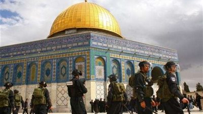 إسرائيل تغلق باب المغاربة بعد اقتحام مستوطنين للمسجد الأقصى