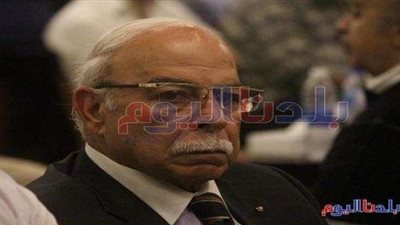 حازم إمام وكمال درويش في عزاء سيف العماري