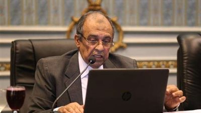 «العزل والنقل».. حيلة «أبوستيت» الجديدة لإسقاط الفاسدين بالزراعة