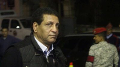 بالصور.. سيف زاهر وفاروق جعفر في عزاء والدة خالد لطيف