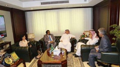 «الطويل» يستقبل وفد المركز  الثقافي الكندي لخدمات التعليم