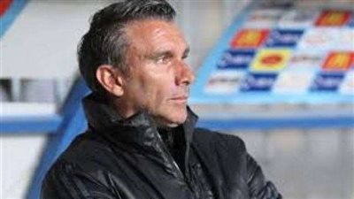 الأهلي يؤجل حسم المقاعد المتبقية بالقائمة الإفريقية