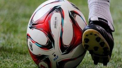 أبطال منذ الصغر.. ”كرة القدم لا تعرف سنًا”