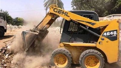 عبد المنعم : رفع 320 طن مخلفات صلبة وتراكمات في حملات مكبرة بسوهاج