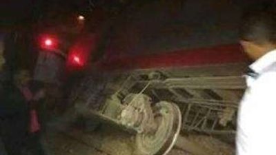 النائب العام يكلف فريق من نيابة أسوان بمعاينة موقع حادث قطار كوم امبو