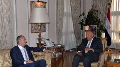 وزير الخارجية يستقبل المبعوث الأممي للسلام في الشرق الأوسط