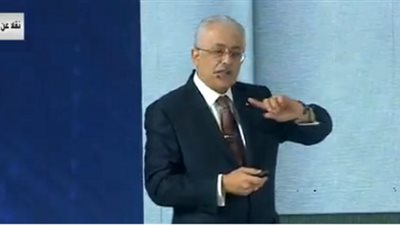 خبير تربوي يوضح معوقات تطبيق منظومة التعيم الجديدة