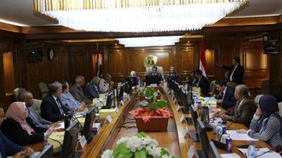 ”عبد الغفار”  يرأس اجتماع مجلس إدارة المعهد القومي لعلوم البحار