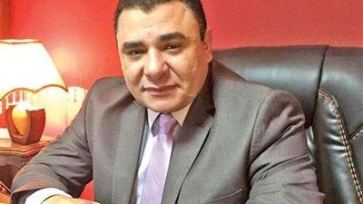 بلاغ للنائب العام يطالب بإحالة عميد القصر العينى للمحاكمة بسبب «القرنية»