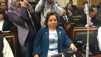 «برلمانية» جامعة عين شمس تخالف الدستور في رفض ذوى الإعاقة بالالتحاق بالدرسات العليا