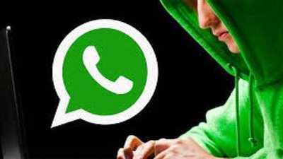 ”واتس آب” يهدد الشركات المستخدمة تطبيقه