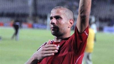 في يوم ميلاده.. الدموع عامل مشترك في حياة «الصخرة»