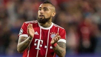 تعرف على موعد الإعلان عن انضمام «فيدال» لبرشلونة