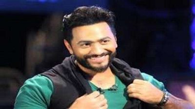 تامر حسني يقترب من المليون الثالث بـ”ناسيني ليه” .. (فيديو)