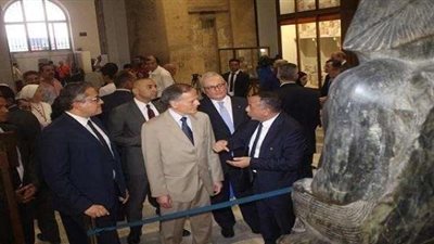 بالصور.. وزير الآثار ووزير خارجية إيطاليا في المتحف المصري