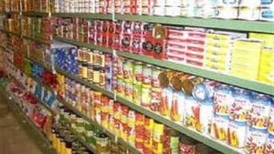 حملة تموينية مفاجئة تضبط مواد غذائية منتهية الصلاحية بالغربية