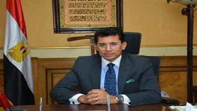 وزير الشباب والرياضة يوجة الشكر لرؤساء الأندية