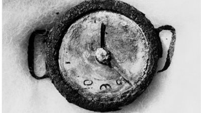 شاهد.. ساعة يد وثقت لحظة انفجار قنبلة هيروشيما الذرية