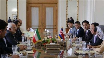وزير خارجية إيران يؤكد تعزيز علاقتهم مع كوريا الشمالية