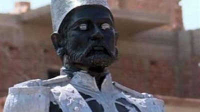 خبير آثار: ما حدث في تمثال ”الخديوي إسماعيل” جعله ”مسخًا”