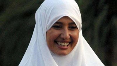 رد فعل مفاجئ لحلا شيحة بعد خلعها الحجاب