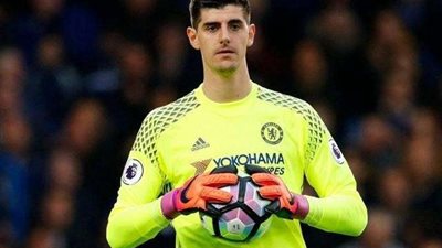 كورتوا: أتمنى انتقال هازارد لريال مدريد