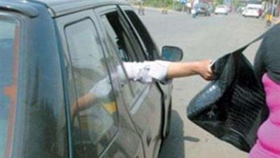 سقوط لص حقائب السيدات بالمعصرة فى قبضة الأمن