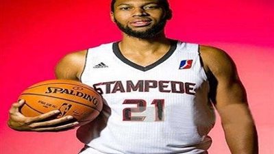 نجم السلة الأمريكية لـ«بلدنا اليوم»: لا أخاف من تجربة الأهلي لأنه شبيه بـ«NBA»