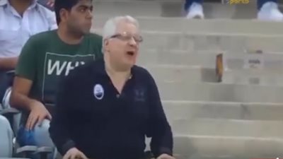 بالفيديو.. مرتضى منصور «يبصق» على مهاجم الزمالك ويسبه بألفاظ خارجة