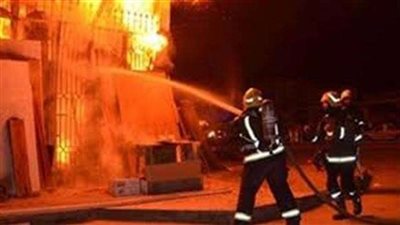 حريق ضخم بجراج سيارات فى المنيرة