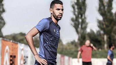 حقيقة توقيع مؤمن زكريا لـ«بيراميدز»