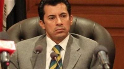 ”الشباب والرياضة” تشجع المستثمرين على شراء الأندية