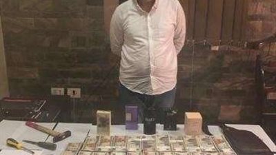 القبض على لص وبحوزته ٤١٥ ألف جنيه و٢١ ألف دولار بمصر الجديدة