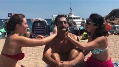 عمرو واكد: «أُجري اختبارات لأكون هارون الرشيد» (فيديو)