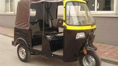 قانون المرور الجديد يقضى على ”التوك توك”