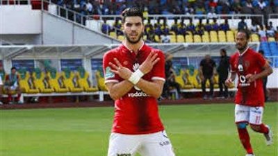 أزارو يتقدم بالهدف الأول للأهلى في شباك الترجي