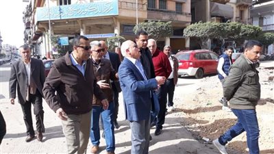 محافظ بورسعيد يتفقد أعمال توسعة الطرق