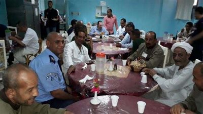اضحية ومآدبة طعام للعاملين بمستشفى الاقصر الدولى