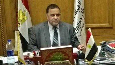 رئيس هيئة السكة الحديد يتابع انتظام حركة القطارات فى أول أيام العيد